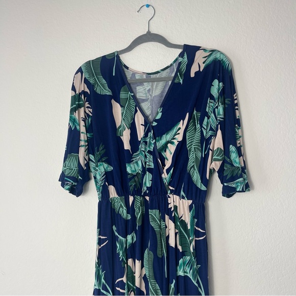 Women’s Summer Casual Tunic Swing V-Neck Vacation Dress - Picture 2 of 9